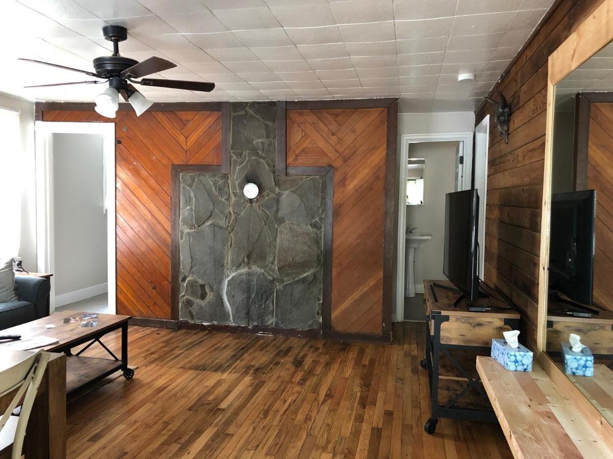 Updated + Clean Motel Room At The Base Of Mt Hood! Mount Hood Village Екстериор снимка